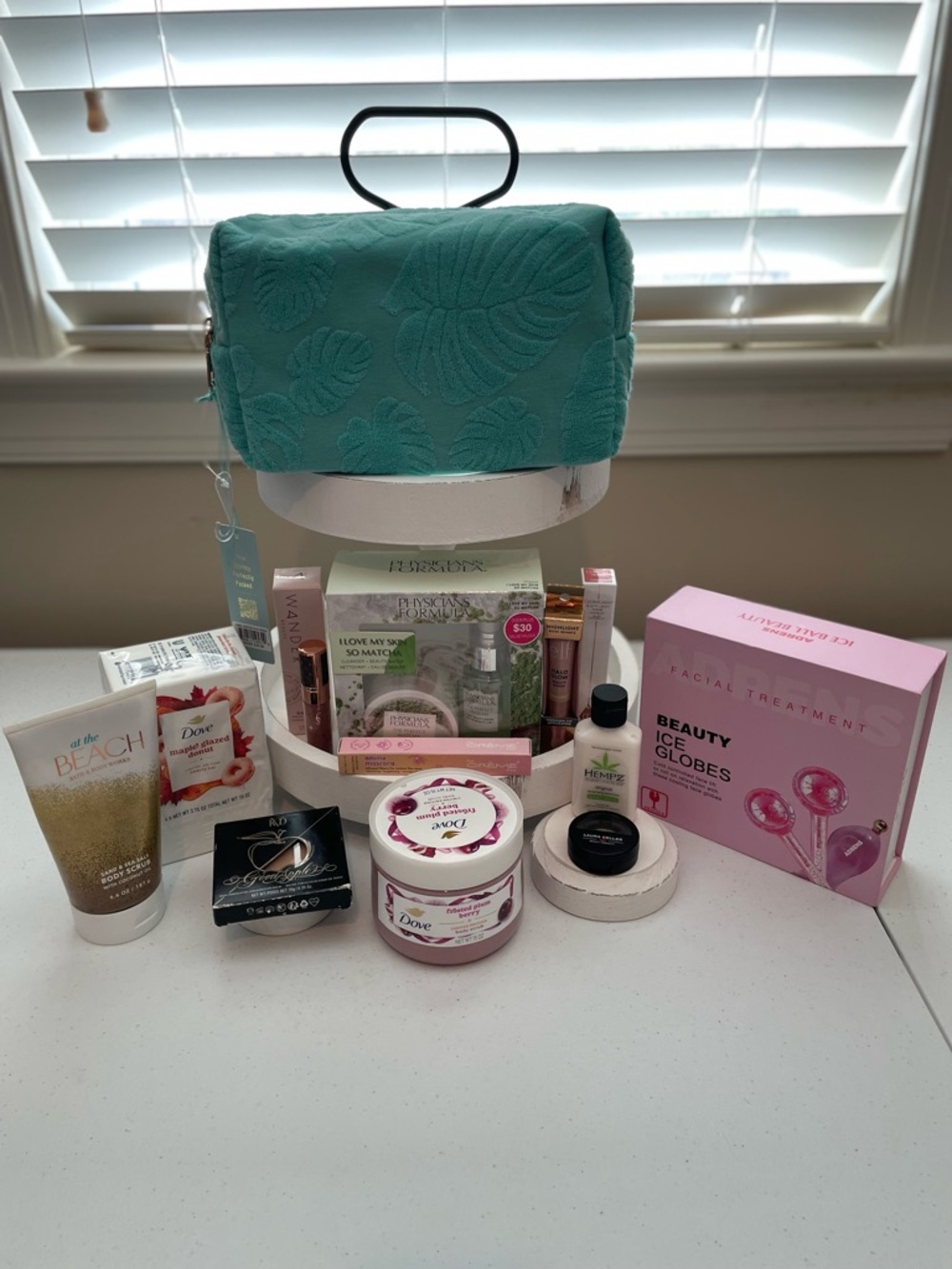 Urban Expression Teal Make Up Bag Beauty Bundle